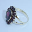 Laden Sie das Bild in den Galerie-Viewer, Vintage Damenring mit Granat - Gelbgold 333er 8 Karat 54 17,2 mm Ø *
