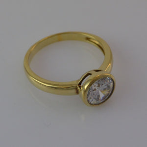 Solitär-Ring - mit Zirkonia / 925er Silber - vergoldet