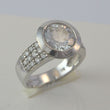 Laden Sie das Bild in den Galerie-Viewer, Damen Ring -mit Zirkonia 925er Silber
