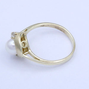 Vintage Damenring mit Perle & Zirkonia / 333er - 8 Karat Gold - 55 17,5 mm Ø