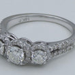 Laden Sie das Bild in den Galerie-Viewer, Past Present Future Ring Diamant 2,0 ct / 585er - 14 K Gold Gr. 55 17,5 mm Ø
