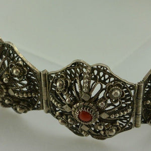 Vintage Armreif - mit „Koralle“ / 835 Silber