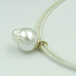 Laden Sie das Bild in den Galerie-Viewer, Damenperlen Kette / Gold-Verschluss 585er 14 Karat / ca. 42,5 cm Wie Neu

