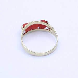 Vintage Damenring mit Koralle / 333er - 8 Karat Gelbgold - 52 16,5 mm Ø
