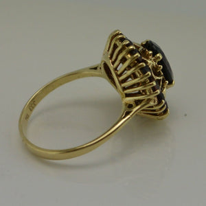 Vintage Damenring mit Granat / 333er 8 Karat Gelbgold 55 17,5 mm Ø *