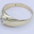 Laden Sie das Bild in den Galerie-Viewer, Vintage Unisexring mit Zirkonia / 333er Gold - 67 21,3 mm Ø *
