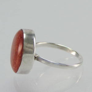 Ring mit Koralle, 925er Silber - Grösse 57 18,1 mm Ø
