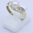 Laden Sie das Bild in den Galerie-Viewer, Damen Ring 333er K Gold mit Perle &amp; Diamant - 56 17,8 mm Ø *
