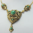 Laden Sie das Bild in den Galerie-Viewer, Vintage Trachten-Collier mit Aventurin &amp; Perlen Vergoldet / ca. 42,0 cm
